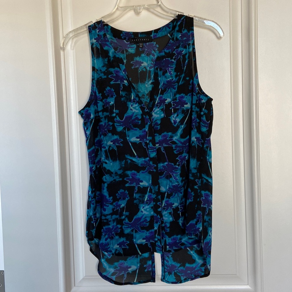 Sanctuary Sleeveless Button Down Top With Split Neck Collar and Split Back Hem